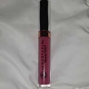 Anastasia Beverly Hills Soft Lilac matte lipstick